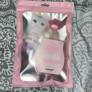 Scentsy sweet amber & freesia bundle 💋